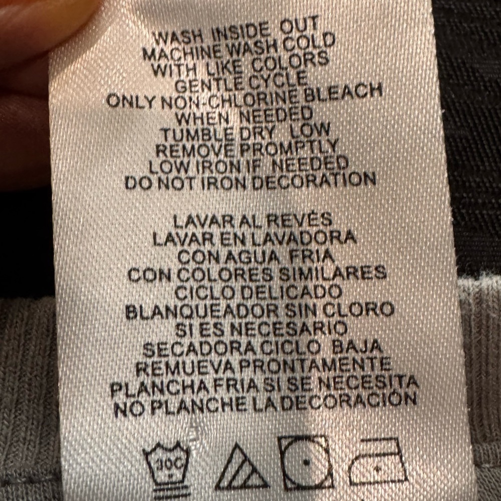 Vtg Y2K Bratz Junior's Graphic Gray Sweatshirt Class of 2001 - Picture 4 of 5